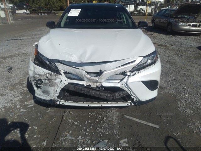 Photo 5 VIN: 4T1B61HK6KU180482 - TOYOTA CAMRY 