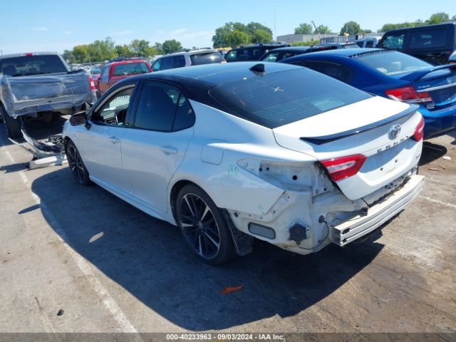 Photo 2 VIN: 4T1B61HK6KU259456 - TOYOTA CAMRY 