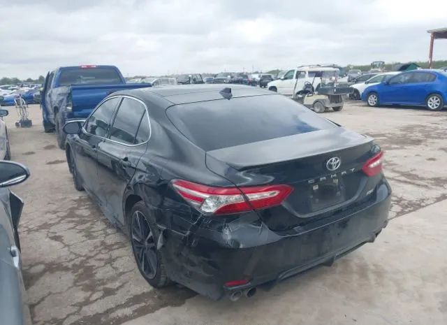 Photo 2 VIN: 4T1B61HK6KU720669 - TOYOTA CAMRY 