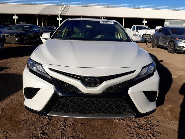 Photo 4 VIN: 4T1B61HK6KU743031 - TOYOTA CAMRY XSE 