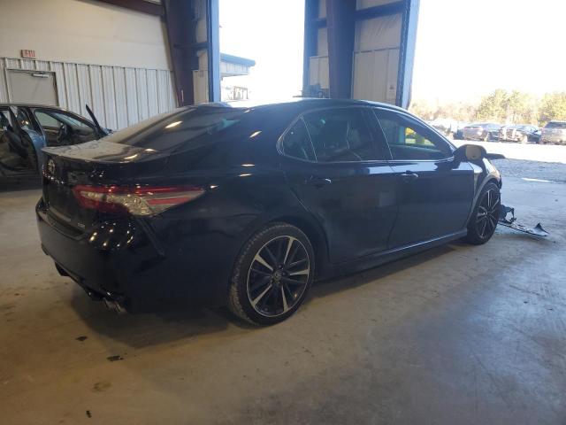 Photo 2 VIN: 4T1B61HK7JU001185 - TOYOTA CAMRY XSE 