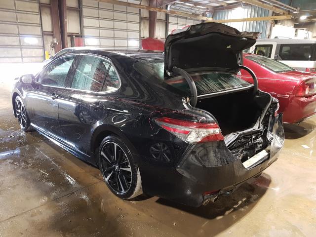 Photo 2 VIN: 4T1B61HK7JU032761 - TOYOTA CAMRY XSE 