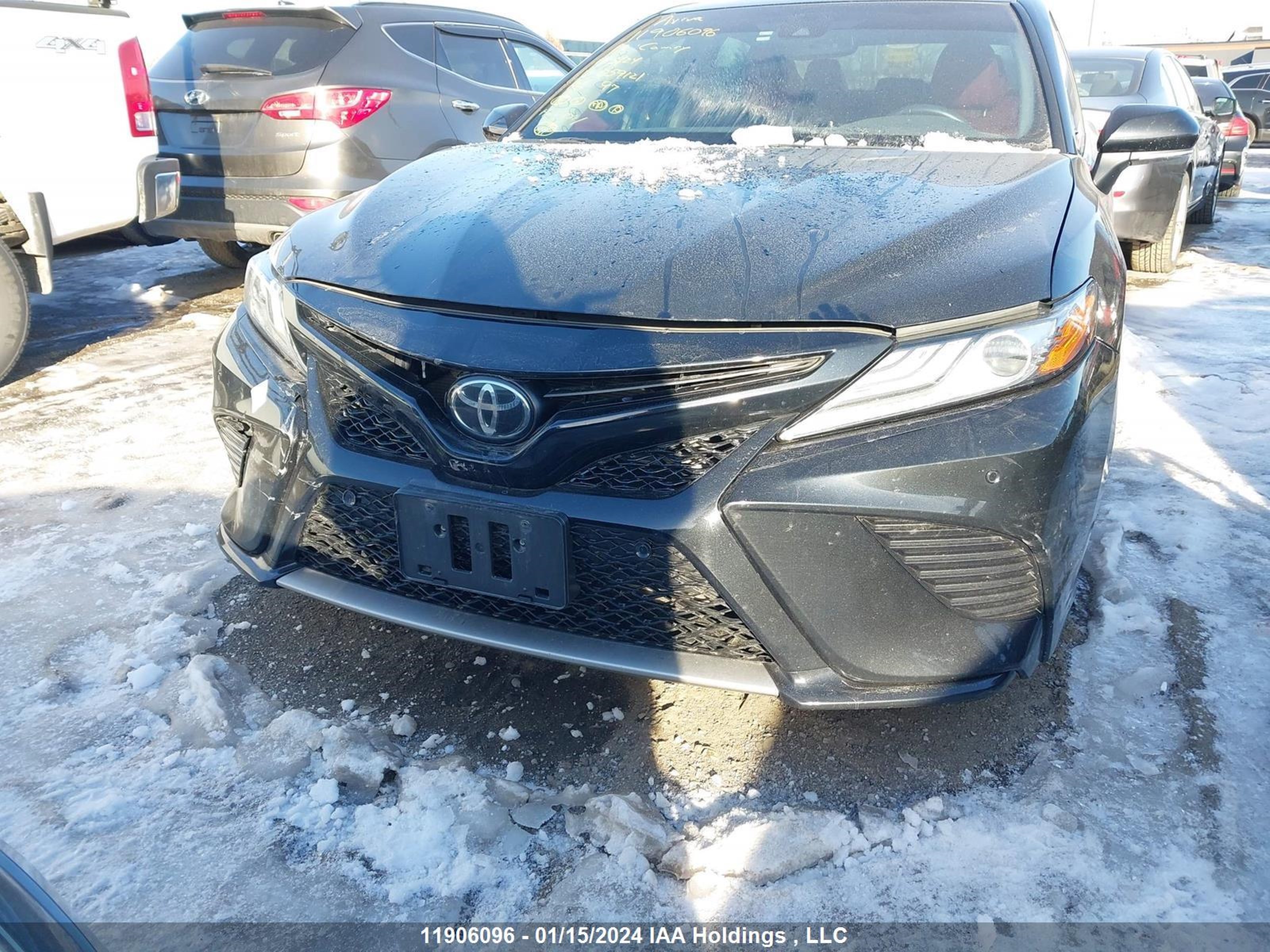 Photo 5 VIN: 4T1B61HK7JU059121 - TOYOTA CAMRY 