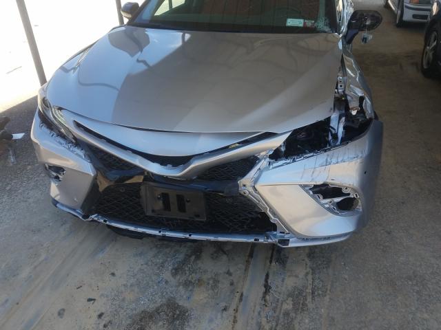 Photo 8 VIN: 4T1B61HK7JU095679 - TOYOTA CAMRY XSE 