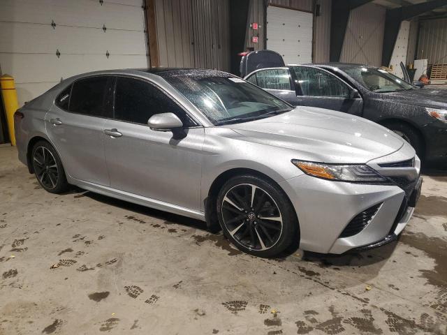 Photo 3 VIN: 4T1B61HK7JU096802 - TOYOTA CAMRY XSE 