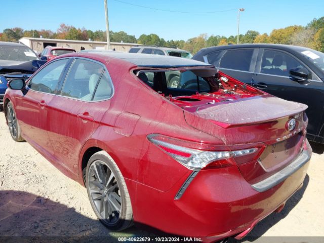 Photo 2 VIN: 4T1B61HK7JU564219 - TOYOTA CAMRY 