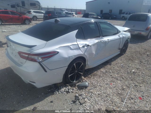 Photo 3 VIN: 4T1B61HK7KU182063 - TOYOTA CAMRY 