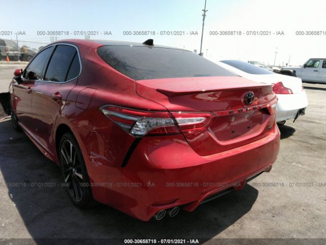 Photo 2 VIN: 4T1B61HK7KU218396 - TOYOTA CAMRY 