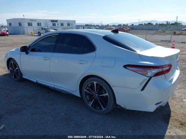 Photo 2 VIN: 4T1B61HK7KU688279 - TOYOTA CAMRY 