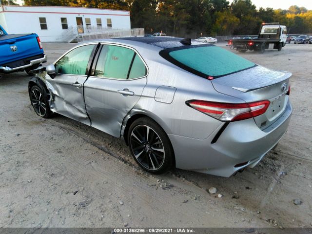 Photo 2 VIN: 4T1B61HK7KU766351 - TOYOTA CAMRY 