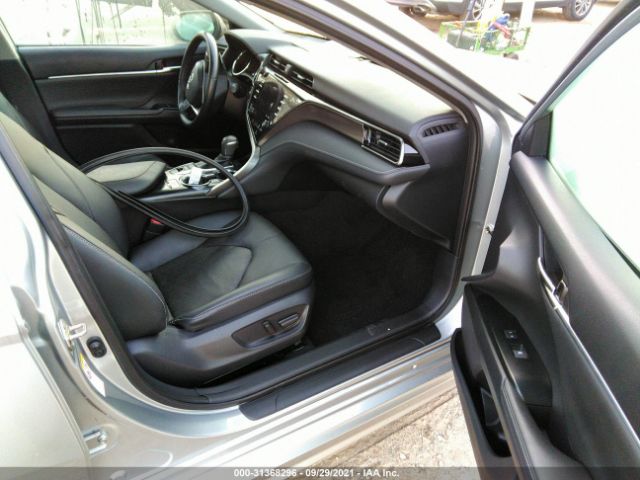 Photo 4 VIN: 4T1B61HK7KU766351 - TOYOTA CAMRY 