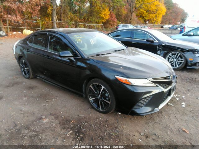 Photo 0 VIN: 4T1B61HK8JU029092 - TOYOTA CAMRY 