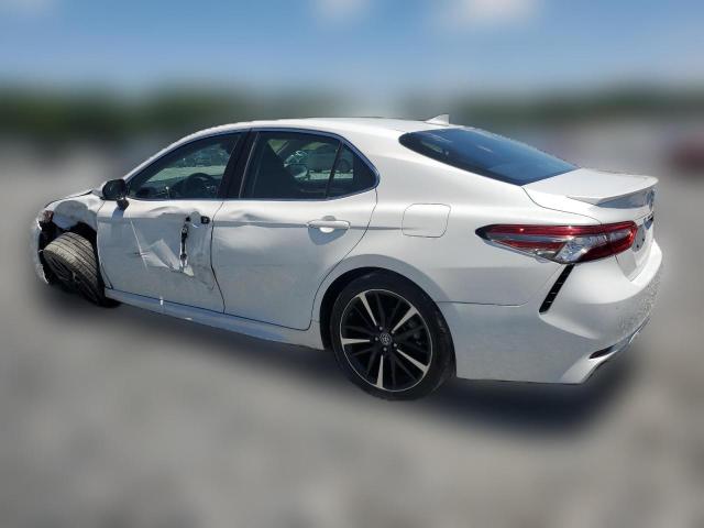 Photo 1 VIN: 4T1B61HK8JU059998 - TOYOTA CAMRY 