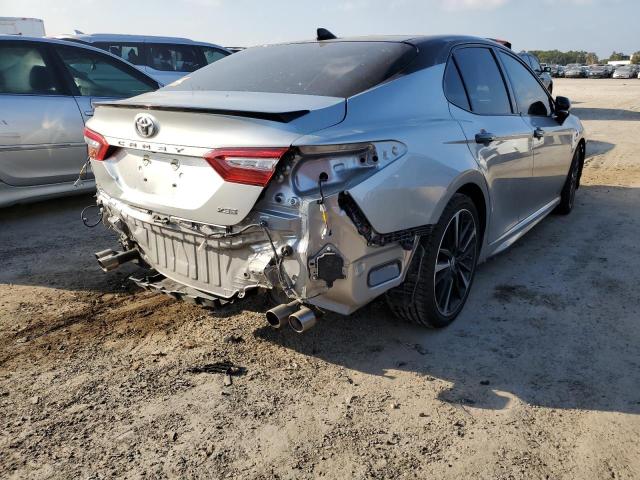 Photo 3 VIN: 4T1B61HK8JU075117 - TOYOTA CAMRY XSE 