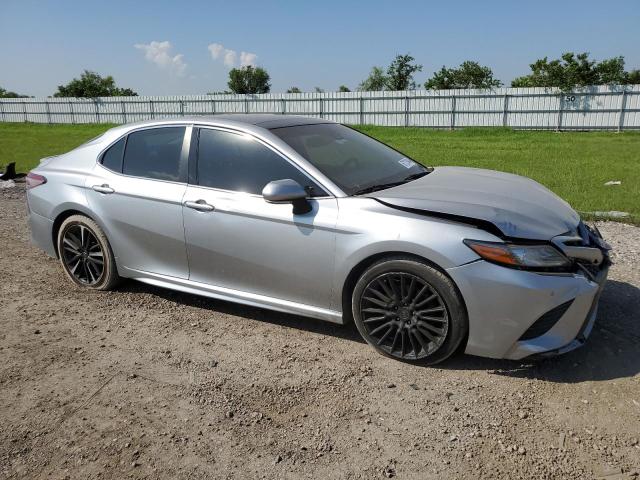 Photo 3 VIN: 4T1B61HK8JU107628 - TOYOTA CAMRY XSE 