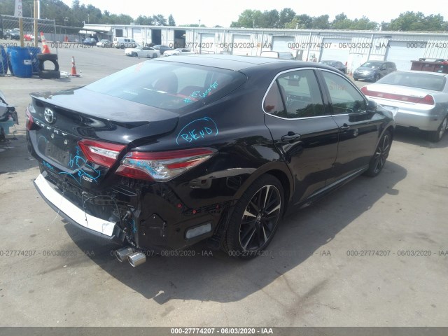 Photo 3 VIN: 4T1B61HK8JU148647 - TOYOTA CAMRY 