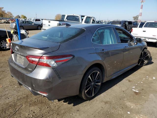 Photo 2 VIN: 4T1B61HK8JU519063 - TOYOTA CAMRY XSE 