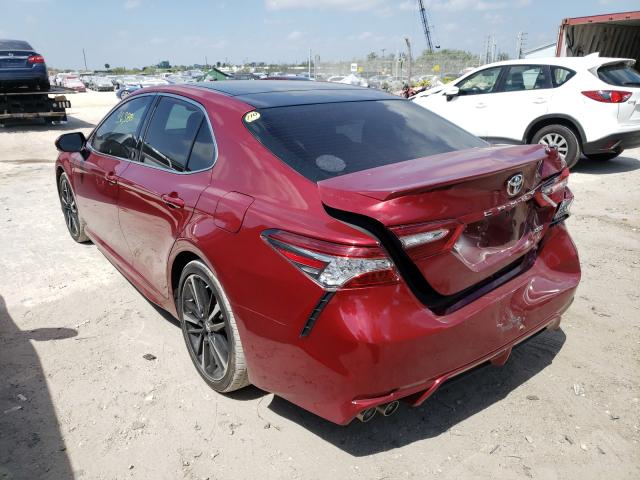 Photo 2 VIN: 4T1B61HK8JU563595 - TOYOTA CAMRY 