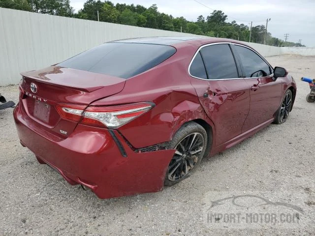 Photo 2 VIN: 4T1B61HK8JU566321 - TOYOTA CAMRY 