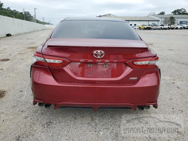 Photo 5 VIN: 4T1B61HK8JU566321 - TOYOTA CAMRY 