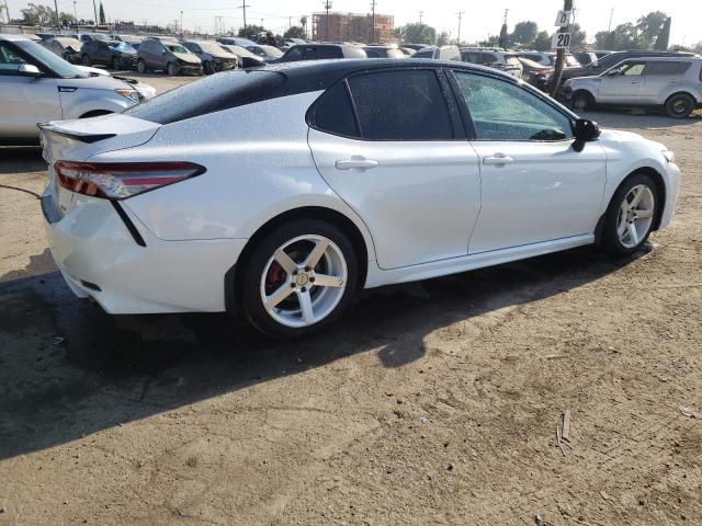 Photo 2 VIN: 4T1B61HK8KU160332 - TOYOTA CAMRY XSE 