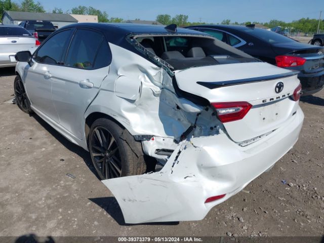 Photo 2 VIN: 4T1B61HK8KU249608 - TOYOTA CAMRY 