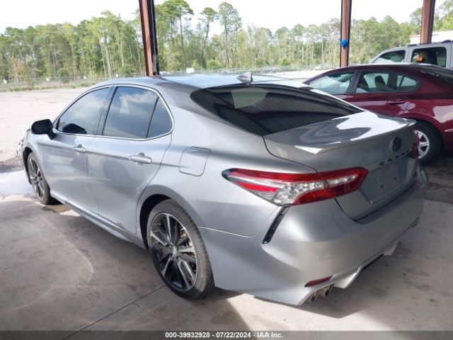 Photo 2 VIN: 4T1B61HK8KU831918 - TOYOTA CAMRY 