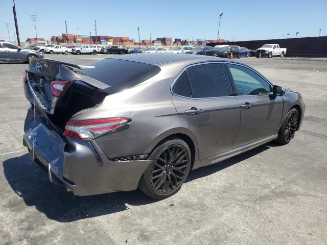 Photo 2 VIN: 4T1B61HK9JU007943 - TOYOTA CAMRY XSE 