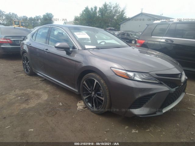 Photo 0 VIN: 4T1B61HK9JU036732 - TOYOTA CAMRY 