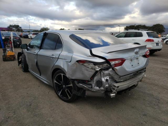 Photo 2 VIN: 4T1B61HK9JU044376 - TOYOTA CAMRY XSE 