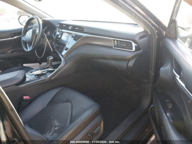 Photo 4 VIN: 4T1B61HK9JU046287 - TOYOTA CAMRY 