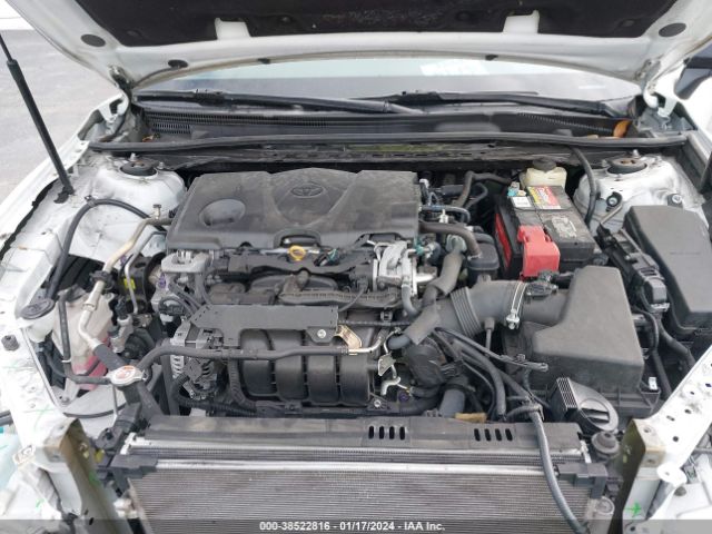 Photo 9 VIN: 4T1B61HK9JU065700 - TOYOTA CAMRY 