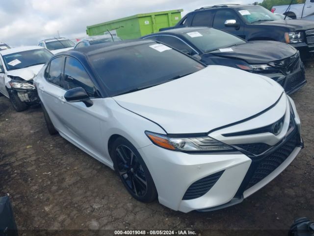 Photo 0 VIN: 4T1B61HK9JU115236 - TOYOTA CAMRY 