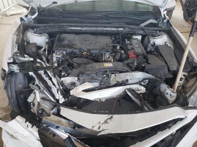 Photo 10 VIN: 4T1B61HK9JU121196 - TOYOTA CAMRY 