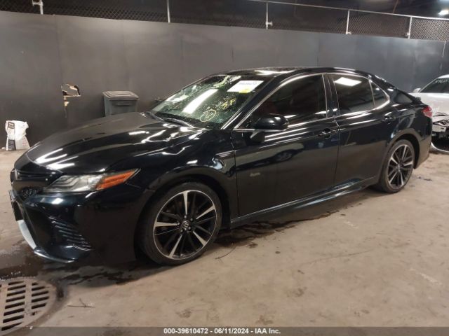 Photo 1 VIN: 4T1B61HK9JU525423 - TOYOTA CAMRY 