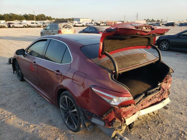 Photo 2 VIN: 4T1B61HK9JU530525 - TOYOTA CAMRY XSE 