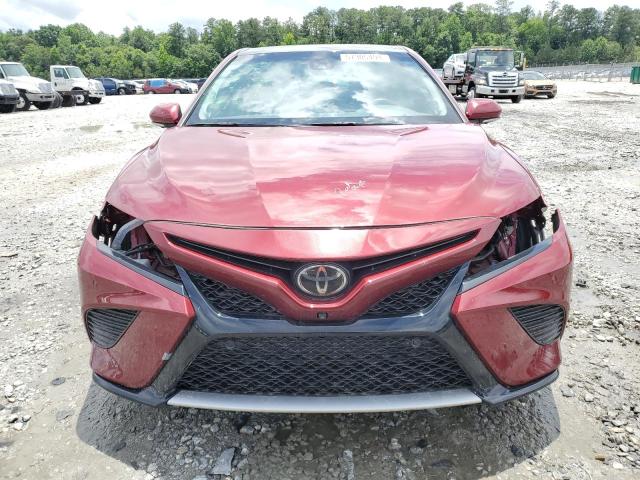 Photo 4 VIN: 4T1B61HK9JU569034 - TOYOTA CAMRY 