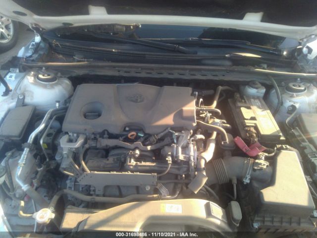 Photo 9 VIN: 4T1B61HK9JU673104 - TOYOTA CAMRY 