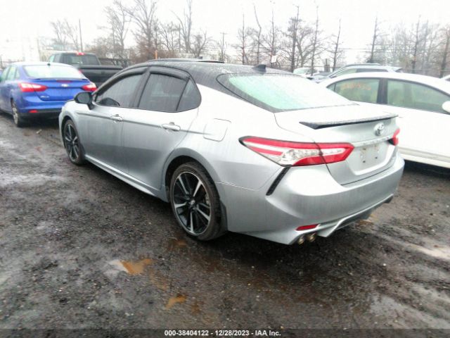 Photo 2 VIN: 4T1B61HK9KU266269 - TOYOTA CAMRY 