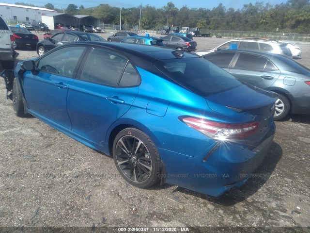 Photo 2 VIN: 4T1B61HK9KU279409 - TOYOTA CAMRY 