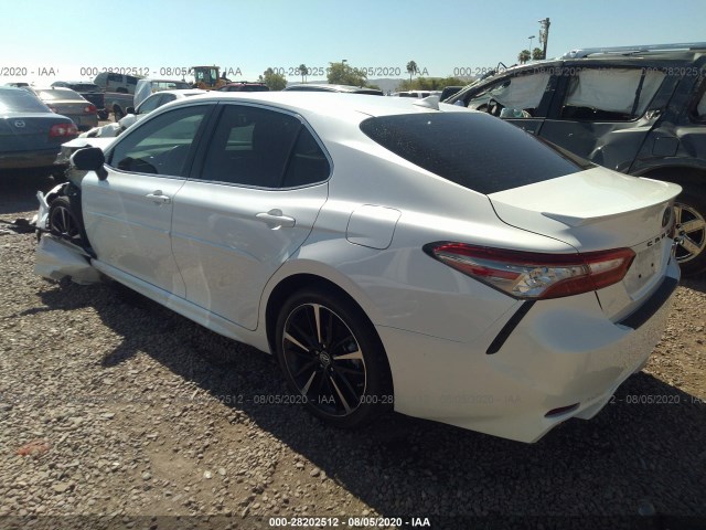 Photo 2 VIN: 4T1B61HK9KU300050 - TOYOTA CAMRY 