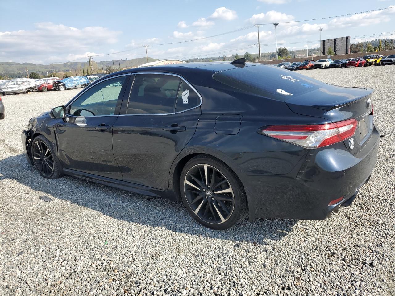 Photo 1 VIN: 4T1B61HK9KU738423 - TOYOTA CAMRY 