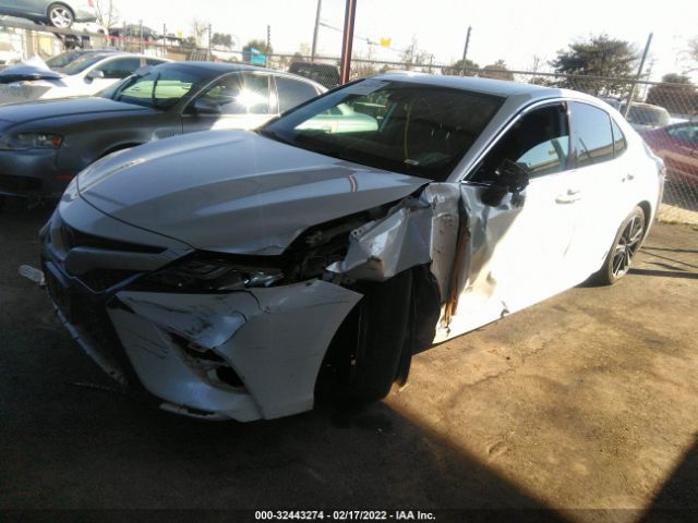 Photo 1 VIN: 4T1B61HK9KU742388 - TOYOTA CAMRY 