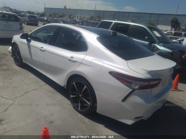 Photo 2 VIN: 4T1B61HK9KU843284 - TOYOTA CAMRY 