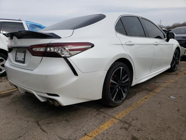 Photo 2 VIN: 4T1B61HKXJU003433 - TOYOTA CAMRY XSE 