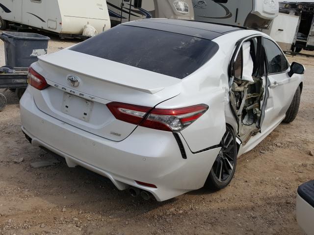 Photo 3 VIN: 4T1B61HKXJU018742 - TOYOTA CAMRY XSE 