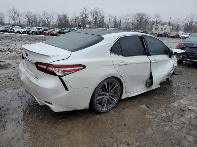 Photo 2 VIN: 4T1B61HKXJU063762 - TOYOTA CAMRY 