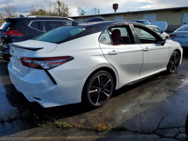 Photo 2 VIN: 4T1B61HKXJU115892 - TOYOTA CAMRY XSE 