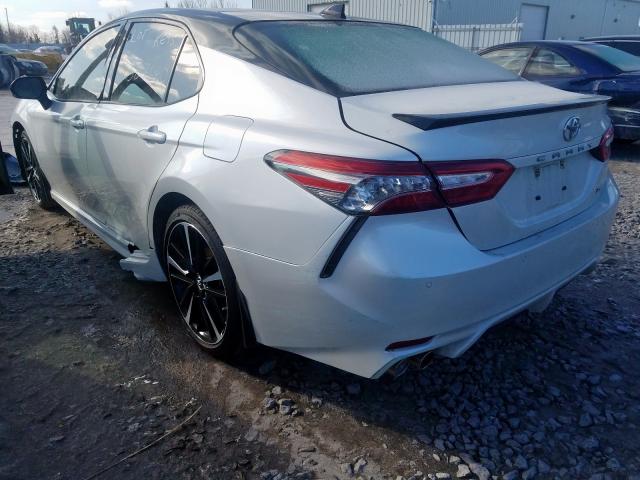 Photo 2 VIN: 4T1B61HKXJU125080 - TOYOTA CAMRY XSE 