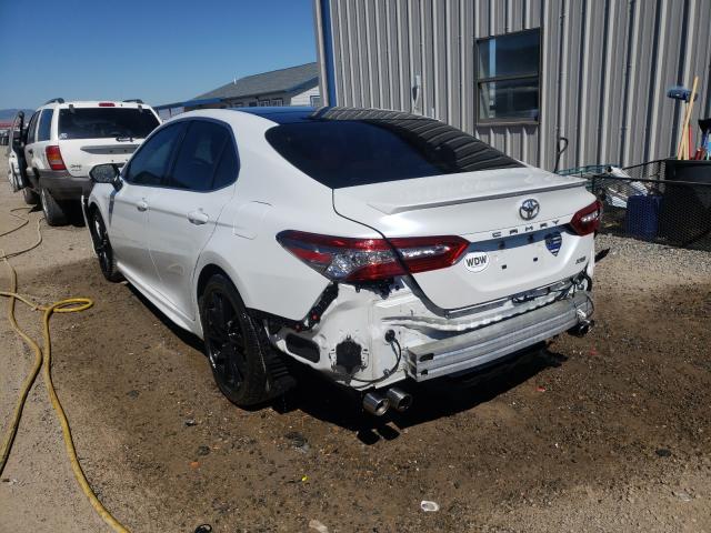 Photo 2 VIN: 4T1B61HKXJU131316 - TOYOTA CAMRY XSE 